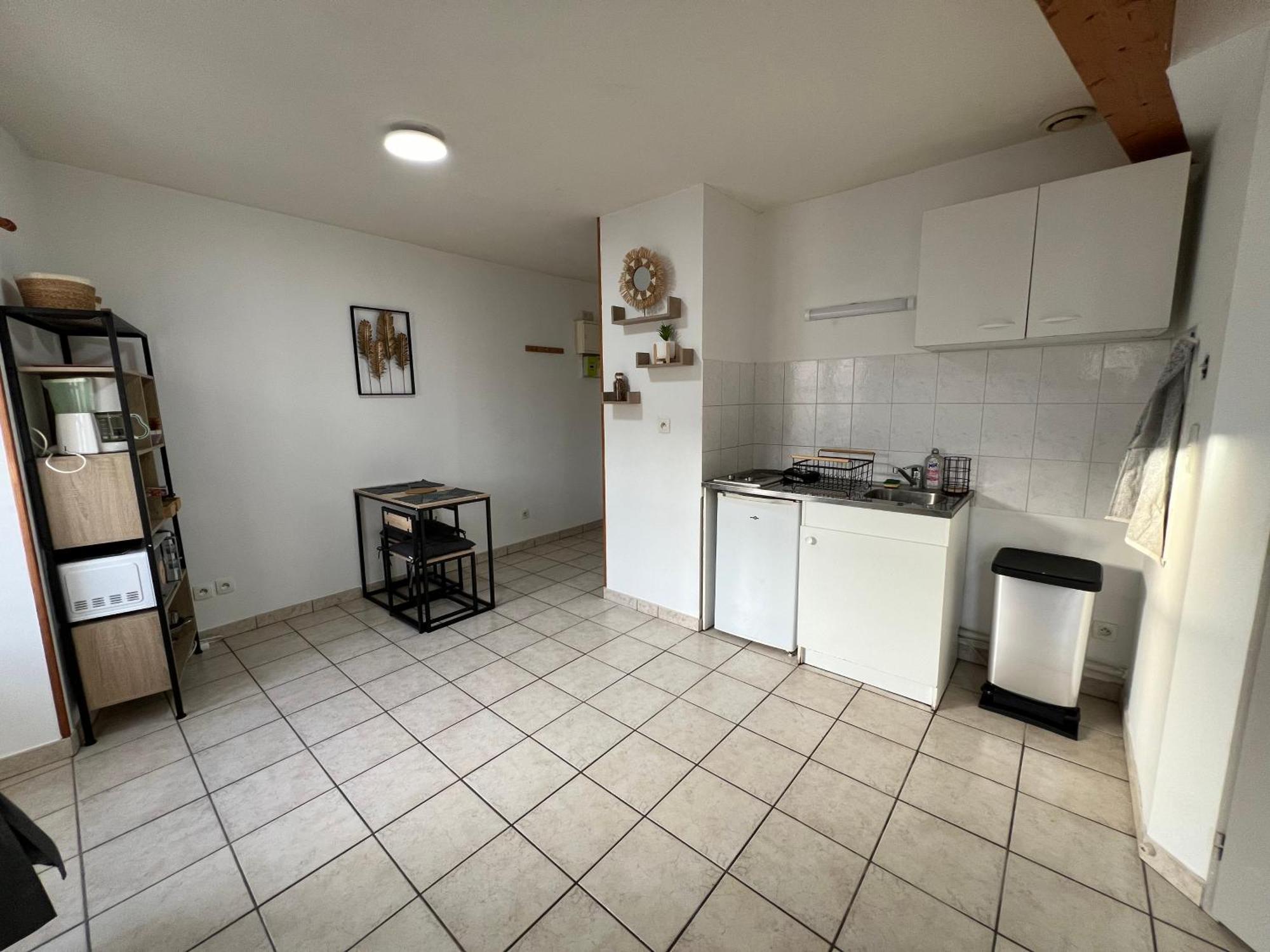 Studios A Valence, Drome Экстерьер фото